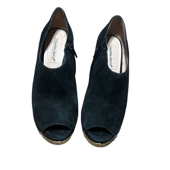Charles David Vivacious Platform Stiletto Black Suede Bootie Gold Detail Size 8. - Picture 3 of 8
